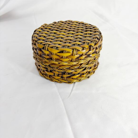 Vintage 4” Round Woven Lidded Trinket Box – Handmade Storage Basket - Picture 4 of 4